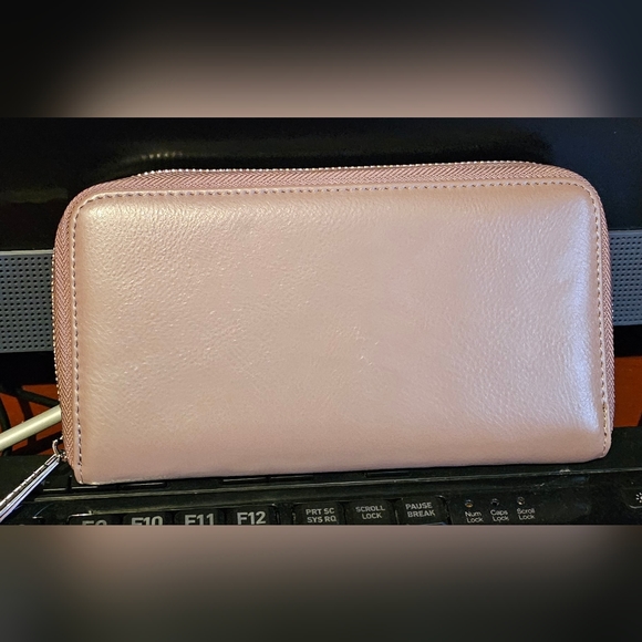 Wallet- 36 standing cards + 2 slots for paper money- old country rose, mauve. - Picture 1 of 7